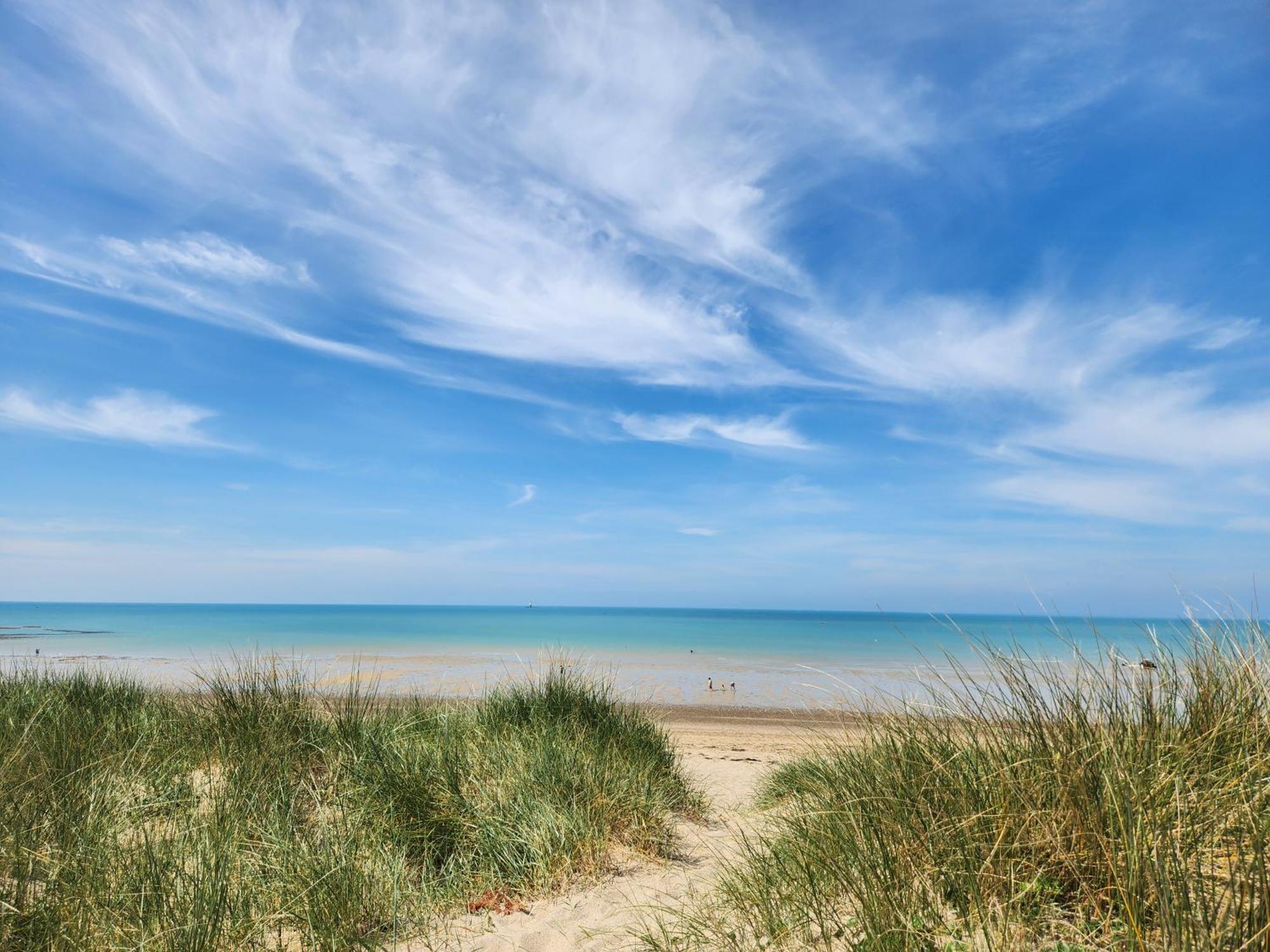 Maison Au Calme, Idealement Situee Au Centre Du Cotentin Villa Le Dezert ภายนอก รูปภาพ